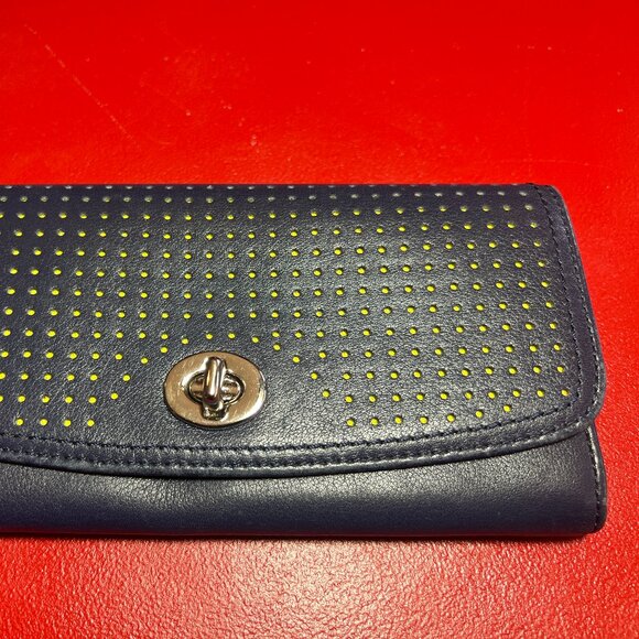 Coach Turnlock Wallet, Leather Blue, Retired Style from the Mid-2010s, NWOT - Picture 1 of 8